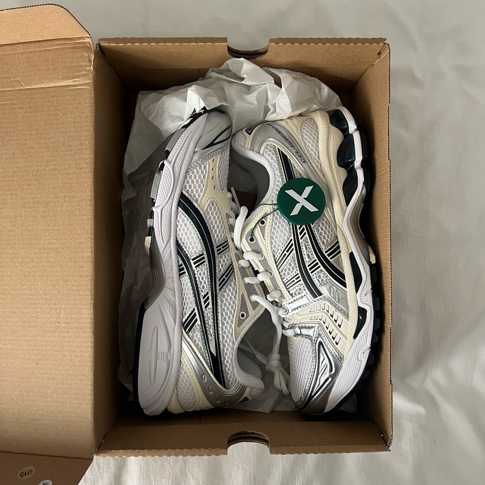 ASICS GEL KAYANO brand new in box